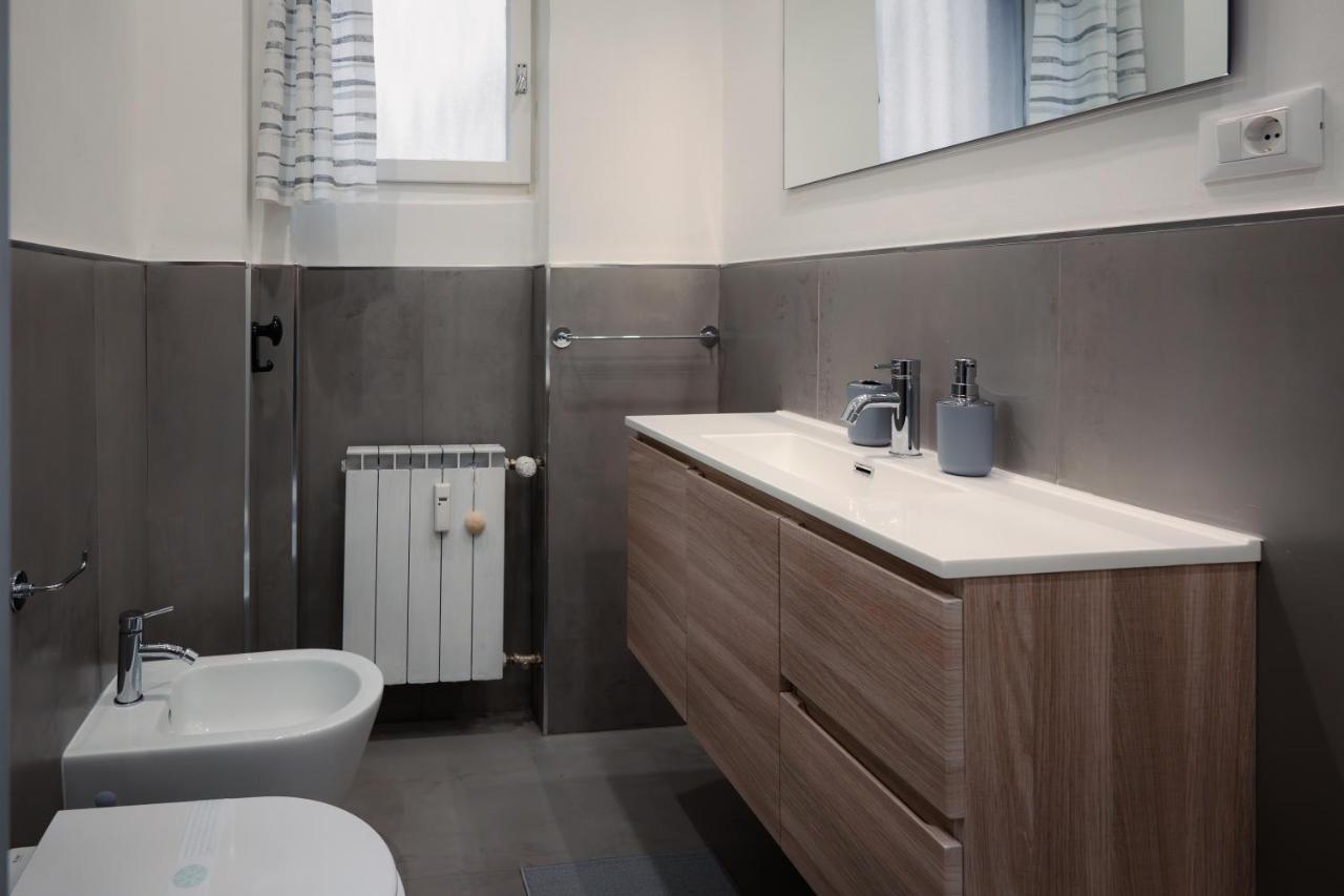 Centro Storico Moderno Trilocale Con Balcone Διαμέρισμα Τεργέστη Εξωτερικό φωτογραφία